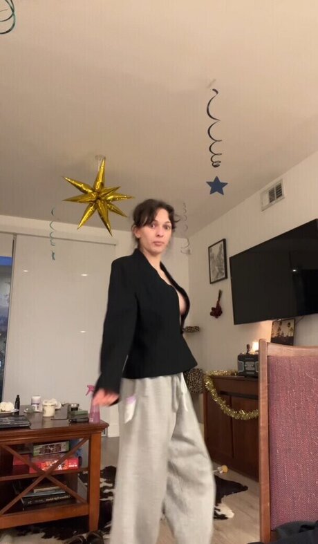 Dylan Troesken art de star du porno galeries