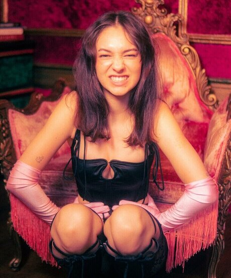 Dylan Troesken star du porno hd images