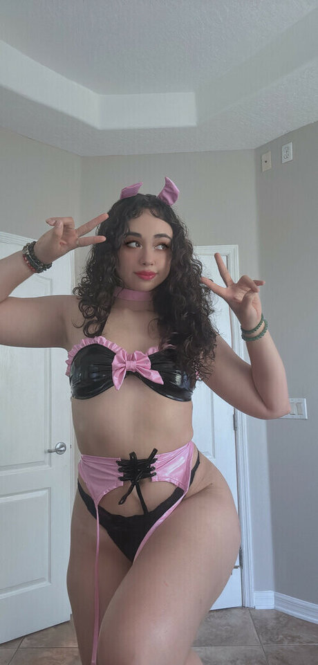 vrv0 étoile sexy des photos