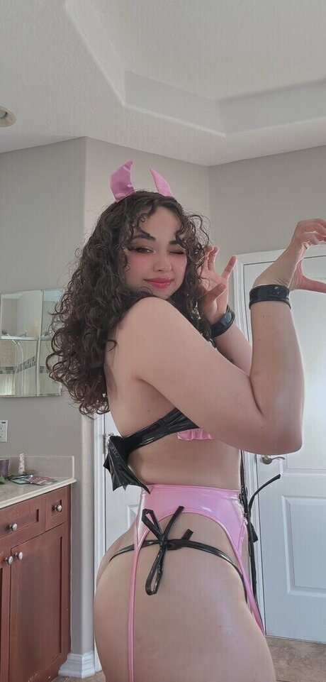 vrv0 modèle magnifique photos