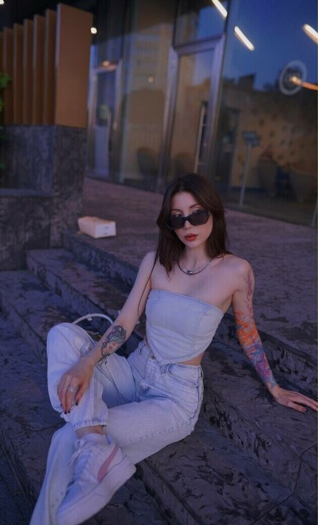 leonesan star du porno en haute qualité image