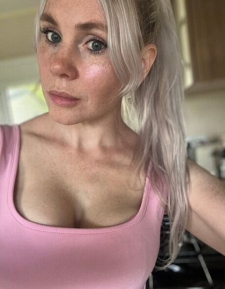 Donna Shepherd star du porno chaud image