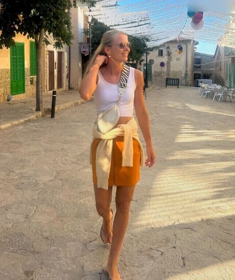 Merle Frohms xxx star du porno des photos