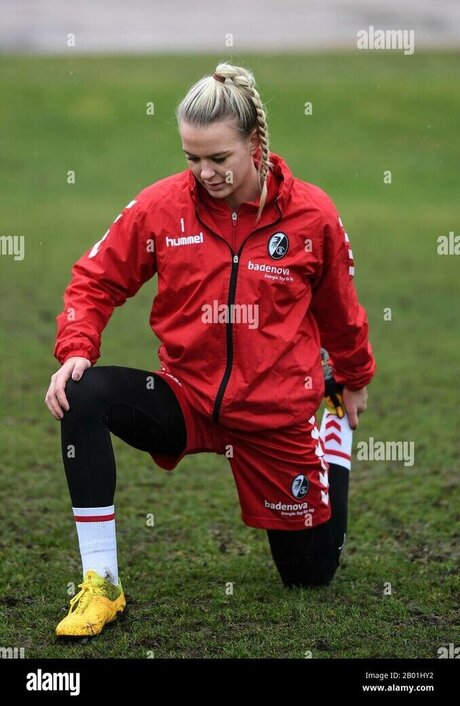 Merle Frohms actrice exclusive photos