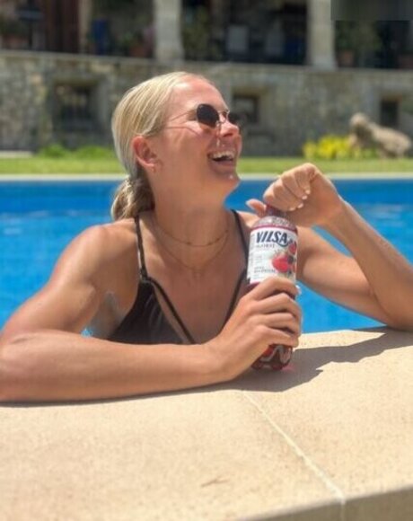 Merle Frohms mannequin des photos