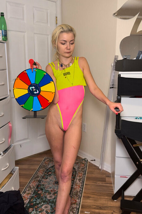 Kerry Carmody actrice exclusive des photos