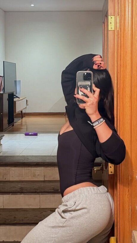 Alanalarana actrice érotique img