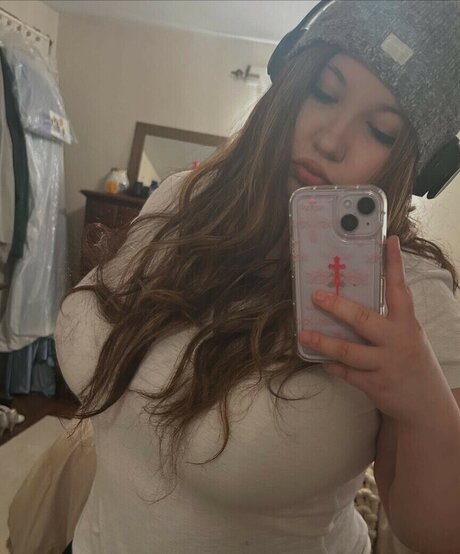 Coffing0r3 actrice érotique des photos