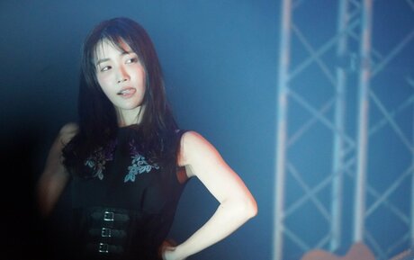 Amau Kisumi_ étoile sexy photos