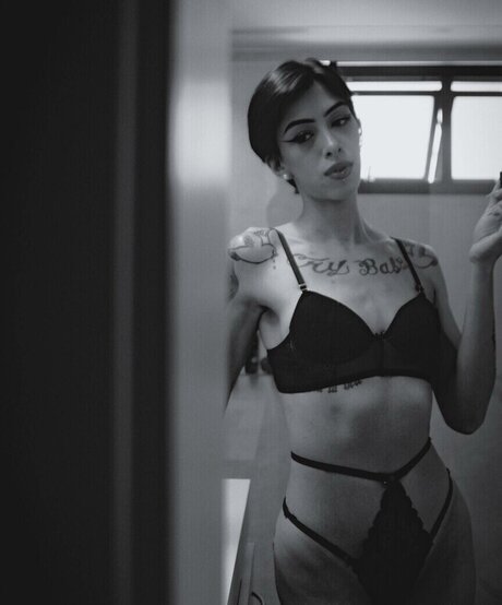 Clara Novais art modèle archive