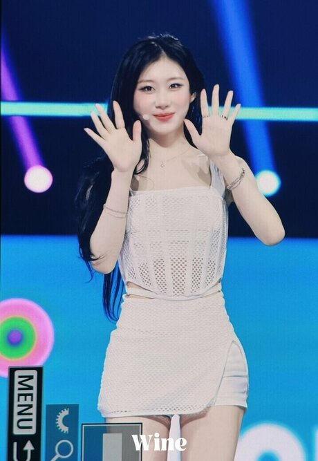 Chaeryeong jolie étoile photo