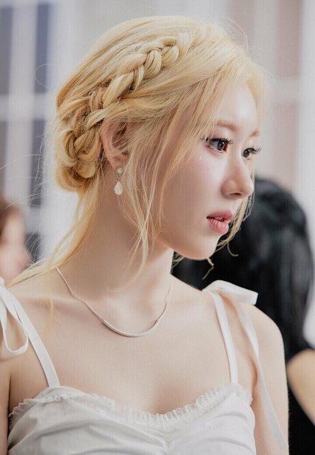 Chaeryeong modèle hd galeries