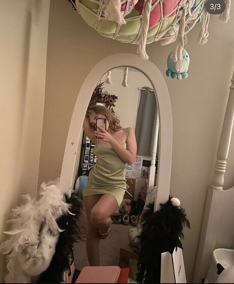 V QX modèle de sexe galerie