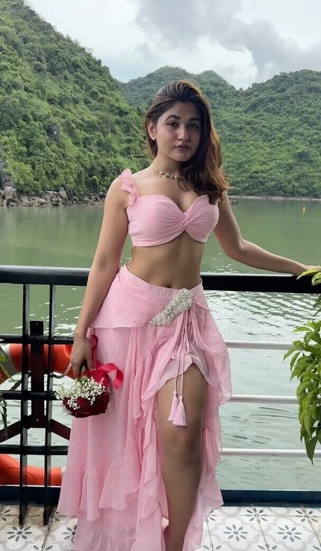 Soniya Khatri nus étoiles img