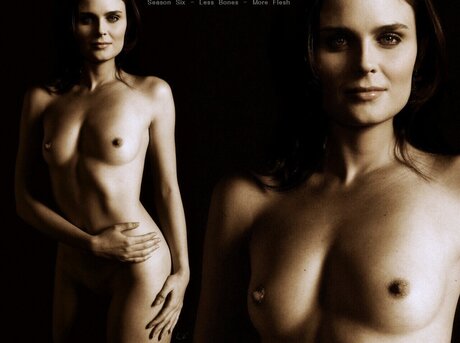 Emily Deschanel star du porno gratuite img