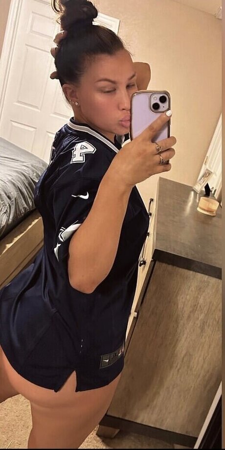 Amber Watkins star exclusive collection