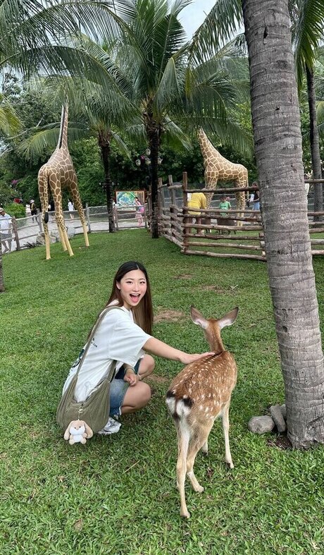 dalcompeach modèle pornographique galerie