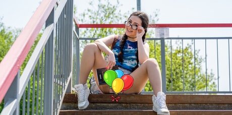 Sandra comawhite jolie actrice image