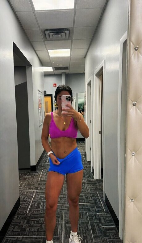 Abby Rathbone modèles nus image