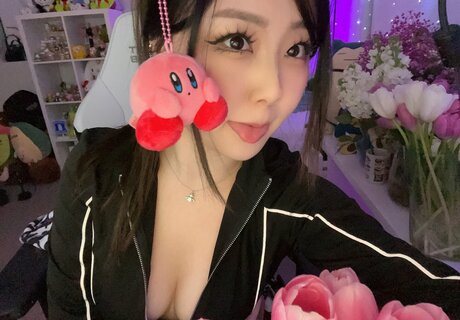 Hanavocado actrice porno galeries