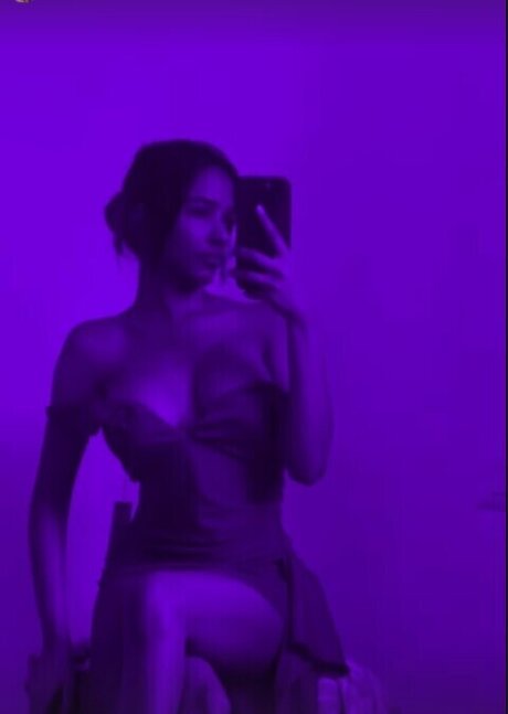 Aurora Sinclair modèle pornographique images