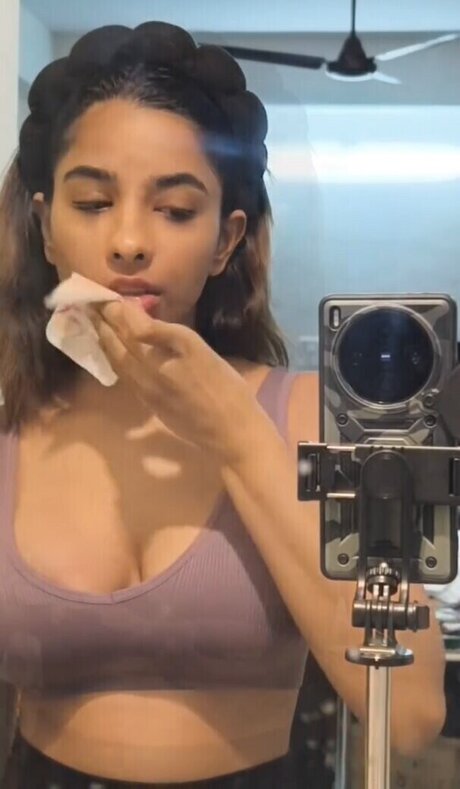 Aurora Sinclair star du porno chaud galerie