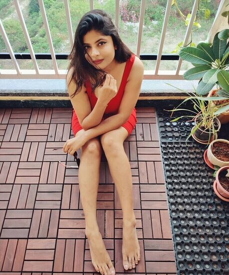 Tulika Snehil actrice exclusive images