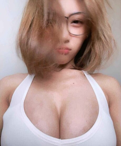 Patricia Cia nus étoiles des photos