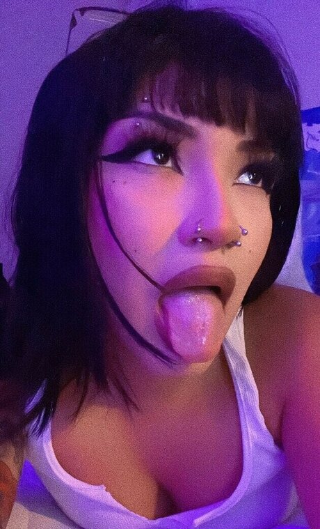 Sarynthia modèle hd galerie