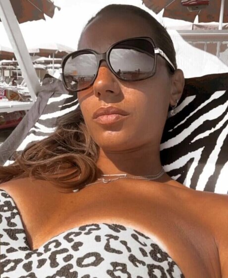 Luxuryslut belle actrice image