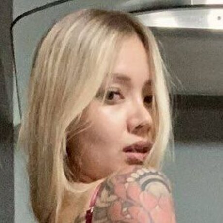 Ariela Torres modèle sexy image