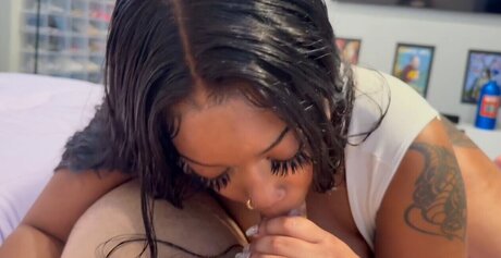 fans de nains à gros seins uniquement chaud sympa images