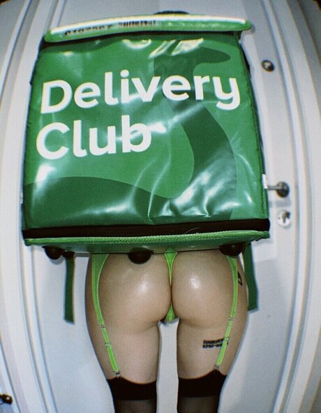 Polina Knyazeva modèles nus images