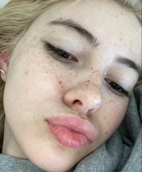 Sephira Lily Street Profilfoto