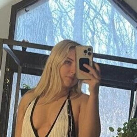 Motorsports Molly star du porno collection