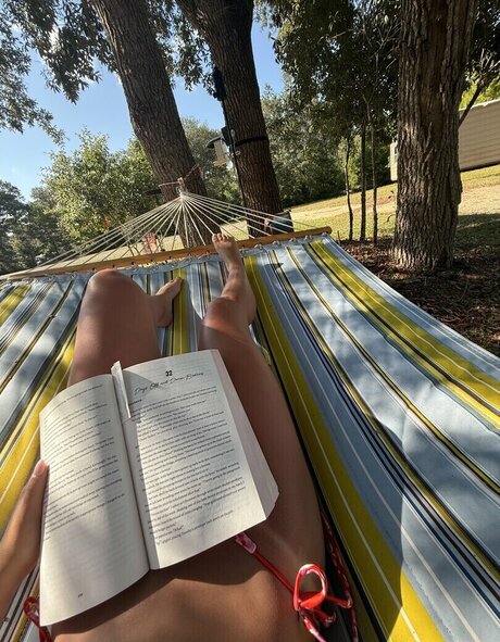 Chloe Rigdon étoile nue archive