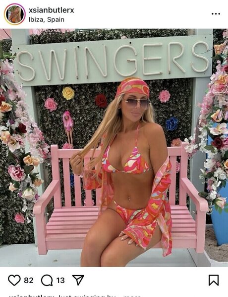 Blonde Scouser modèle adulte galerie