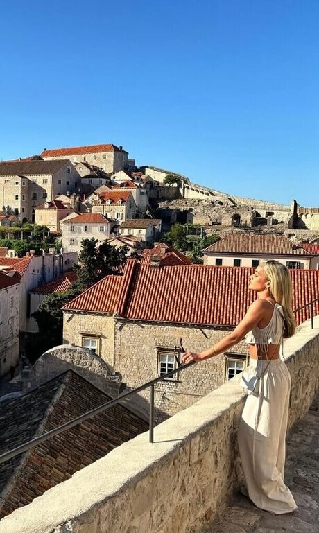 Eilidh Scott actrice libre archive