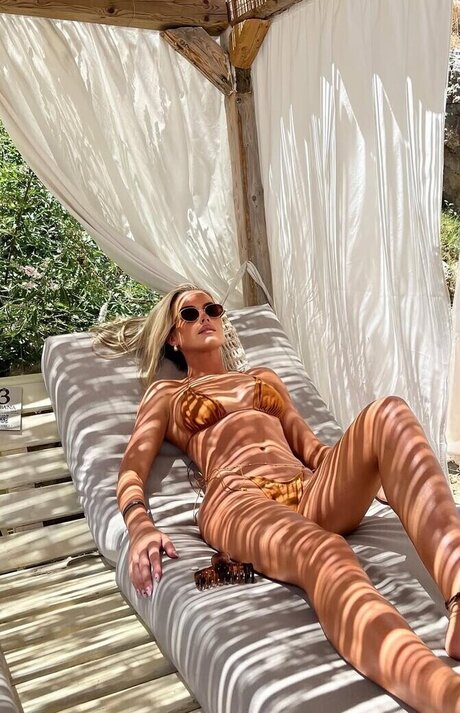 Eilidh Scott modèle chaud images