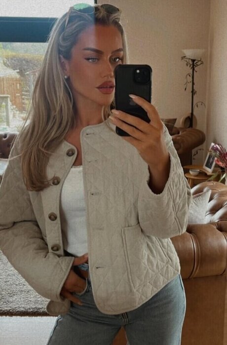 Eilidh Scott top star collection