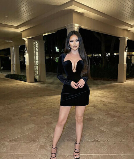 Bbyedith modèle de haute qualité galeries