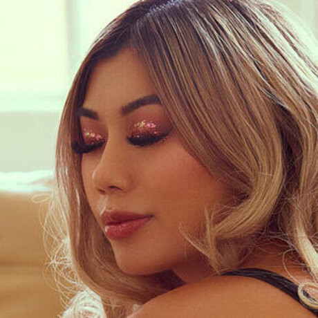 Vanessa Vae modèle sexy archive