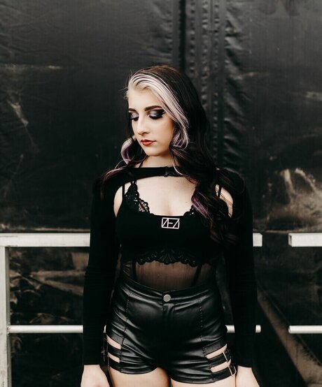 Kasey Karlsen modèle sympa des photos