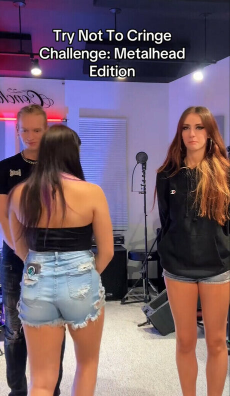 Kasey Karlsen modèle nu des photos