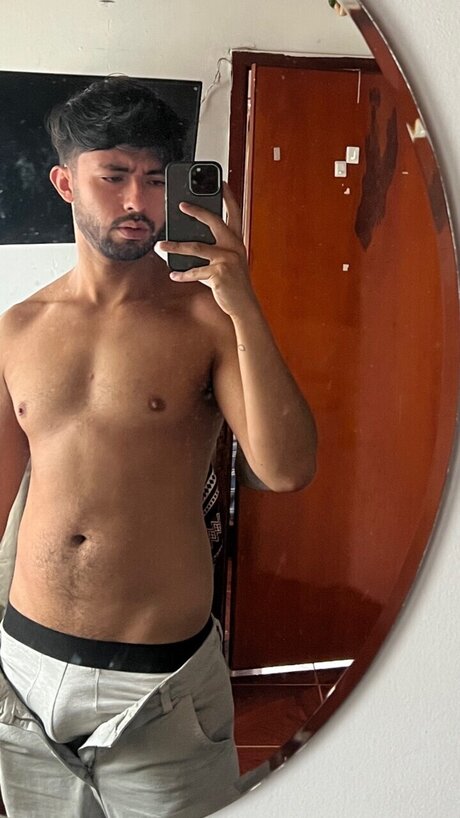 Mike Mio modèle artistique photos