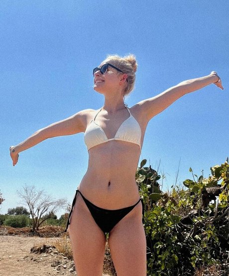 Alina Khani actrice nue image