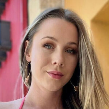 Gabblissa Yerrmom haut de star du porno galeries