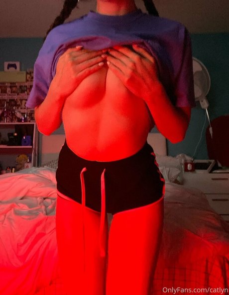 catlyn actrice exclusive photos