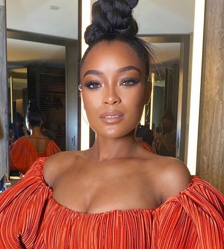 LaToya Tonodeo modèle chaud des photos