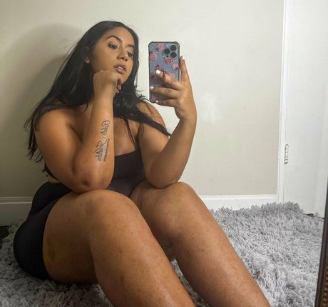 tianatee808 modèle sympa photo